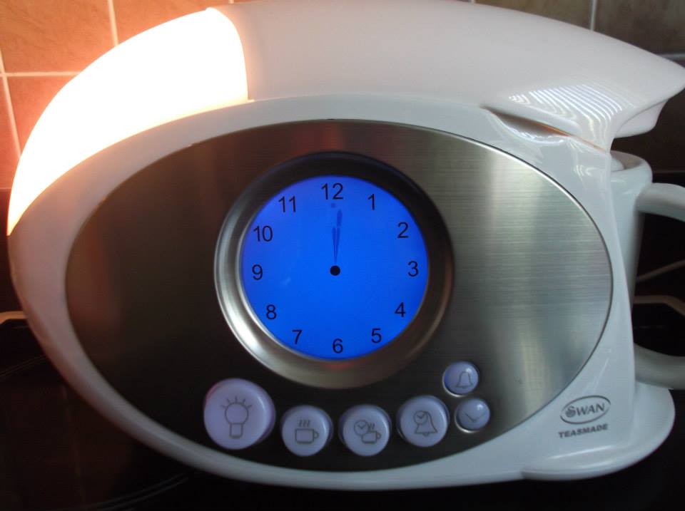 Attached picture teasmade with light.jpg